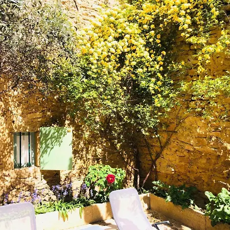 Le Patio Du Murier Сasa de vacaciones