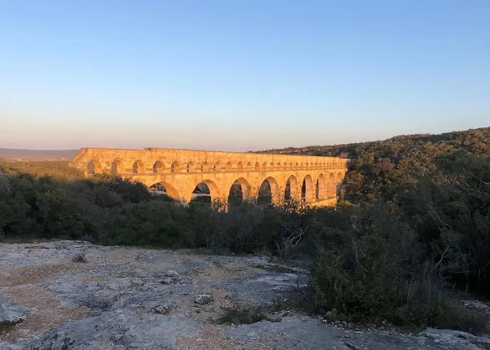 Le Patio Du Murier * Vers-Pont-du-Gard