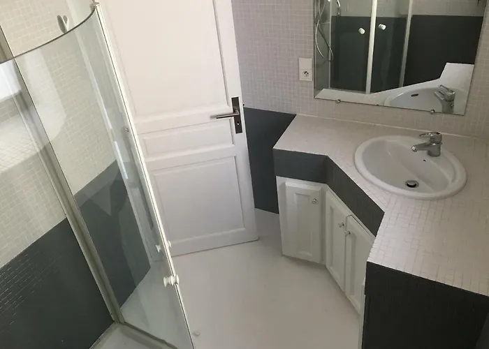 Le Patio Du Murier Vers-Pont-du-Gard